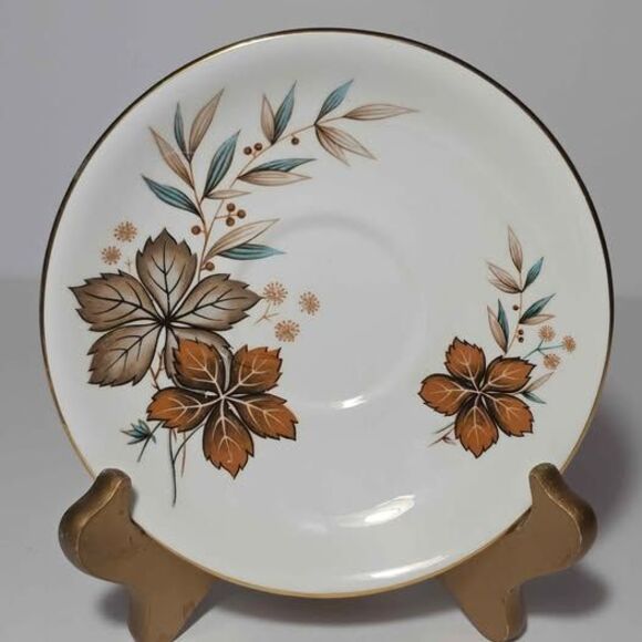 Royal Gregg Teacup and Saucer Autumn Leaves Vintage - Picture 3 of 9